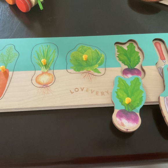 Lovery puzzles. - Picture 2 of 3